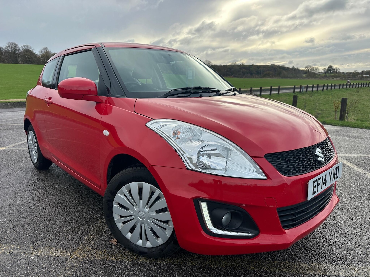 Used Suzuki Swift for sale - 76633841: Photo 1