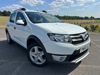 Used Dacia Sandero Stepway 2016 for sale - 79158041: Photo