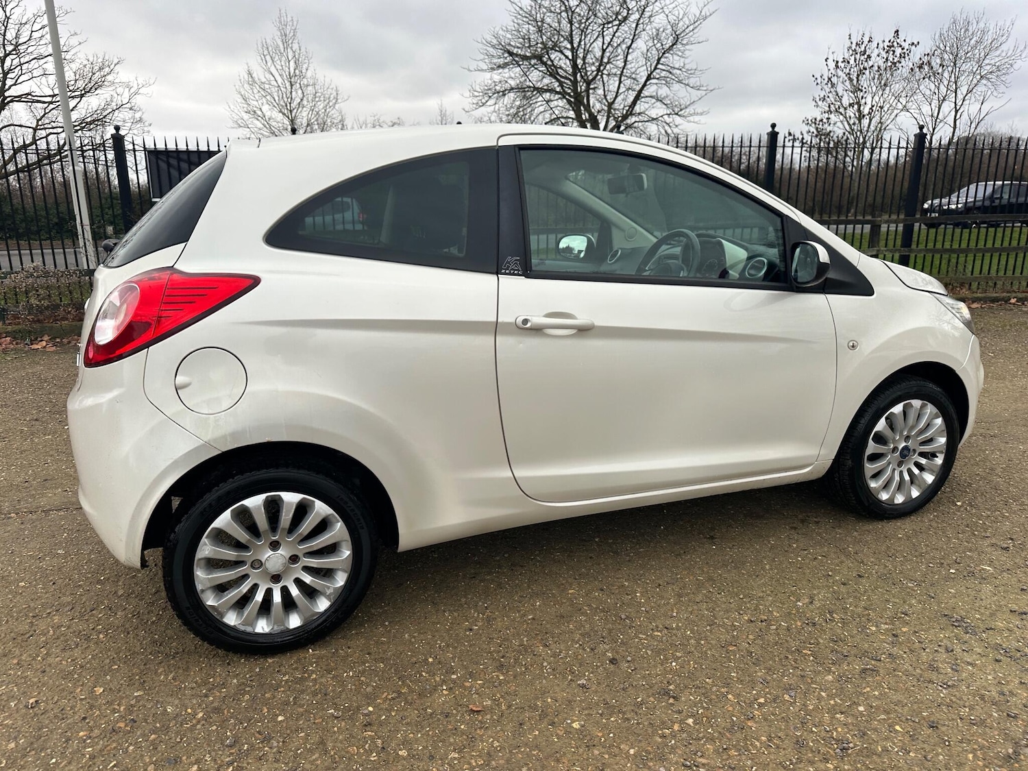 Used Ford Ka 2011 for sale - 76952284: Photo 16