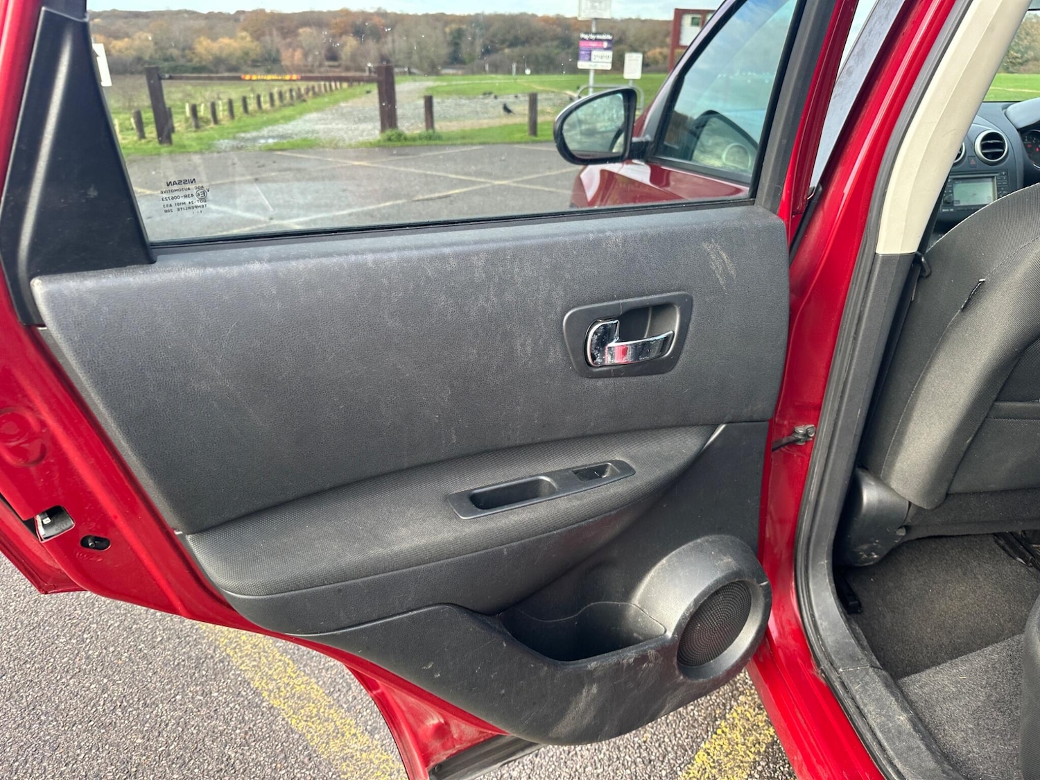 Used Nissan Qashqai 2011 for sale - 76839702: Photo 43