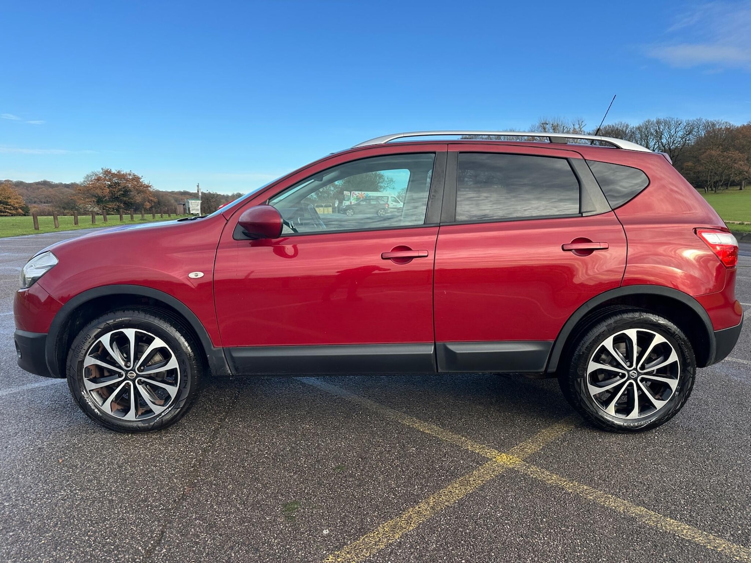 Used Nissan Qashqai 2011 for sale - 76839702: Photo 9