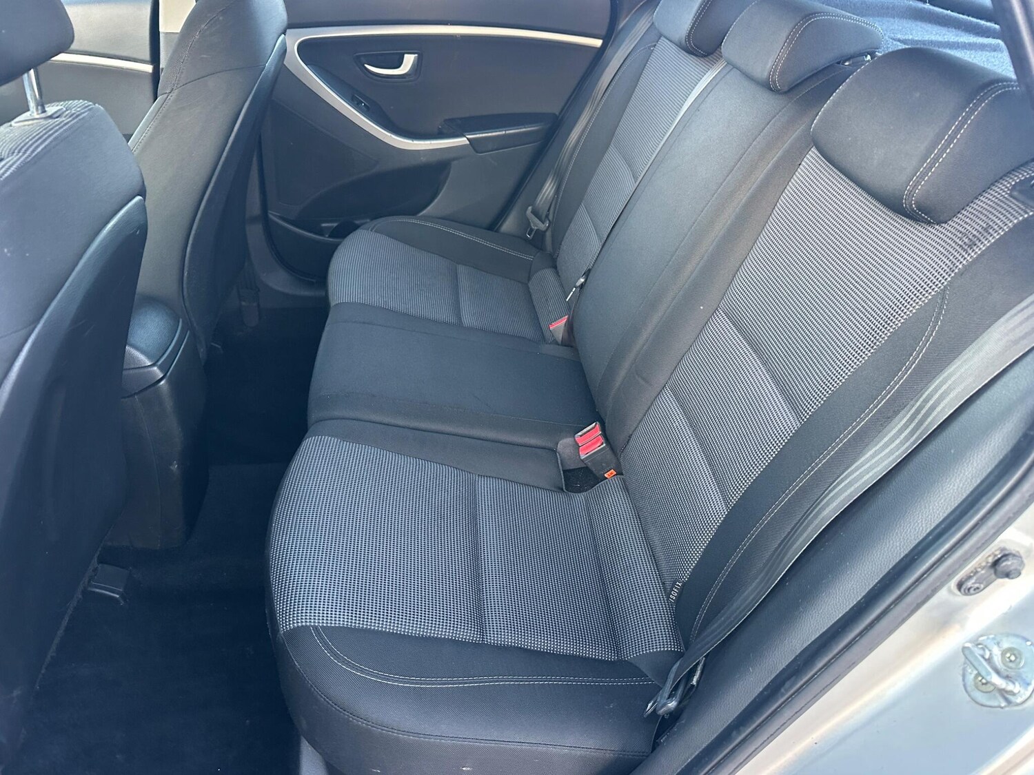 Used Hyundai i30 2013 for sale - 77737032: Photo 43