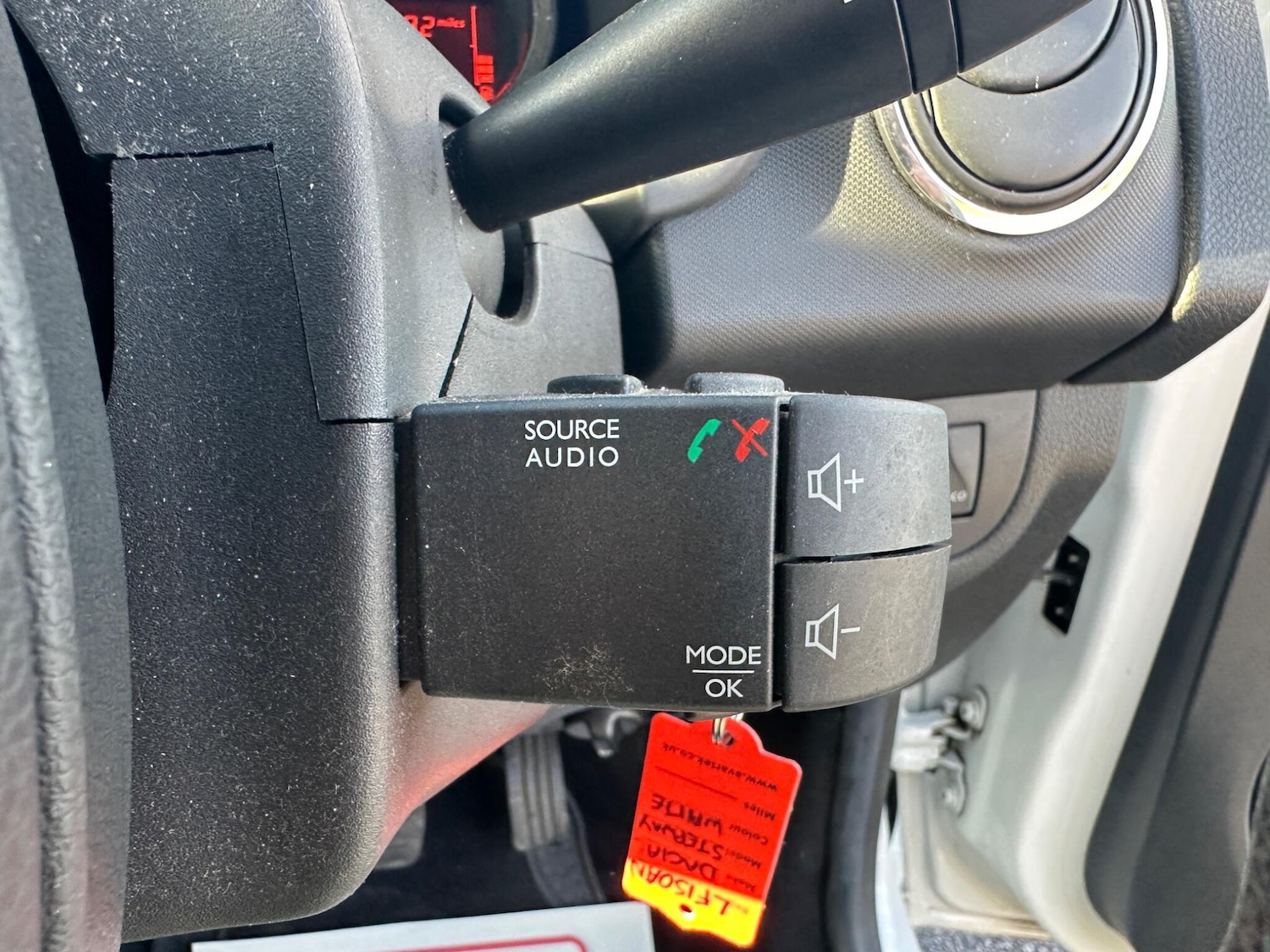 Used Dacia Sandero Stepway 2015 for sale - 76371058: Photo 47