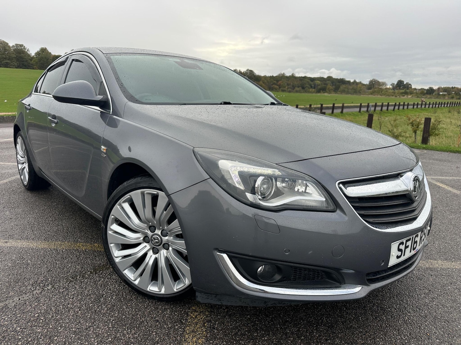 Used Vauxhall Insignia 2016 for sale - 76360278: Photo 1