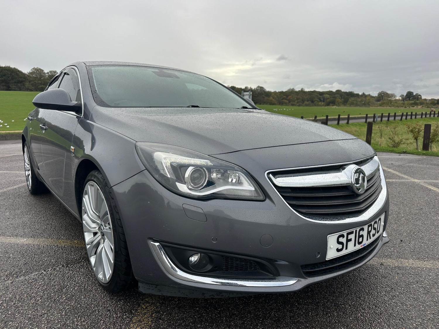 Used Vauxhall Insignia 2016 for sale - 76360278: Photo 2