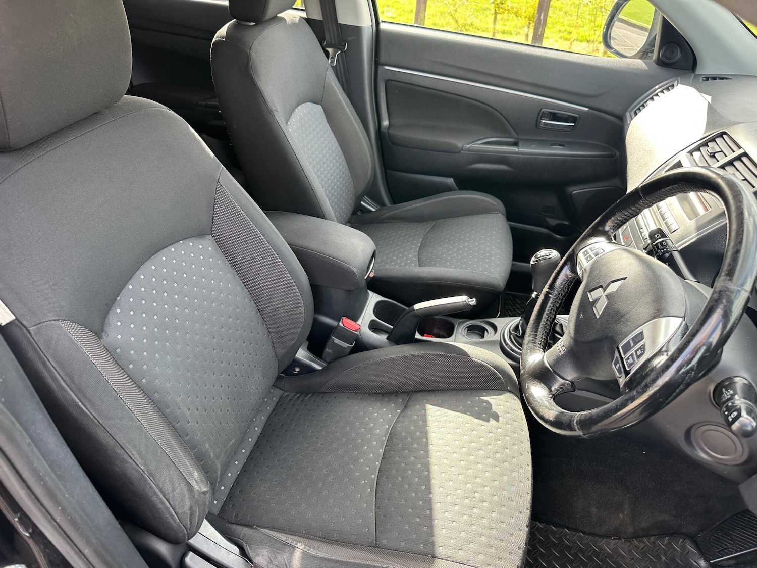 Used Mitsubishi ASX 2011 for sale - 76349553: Photo 34