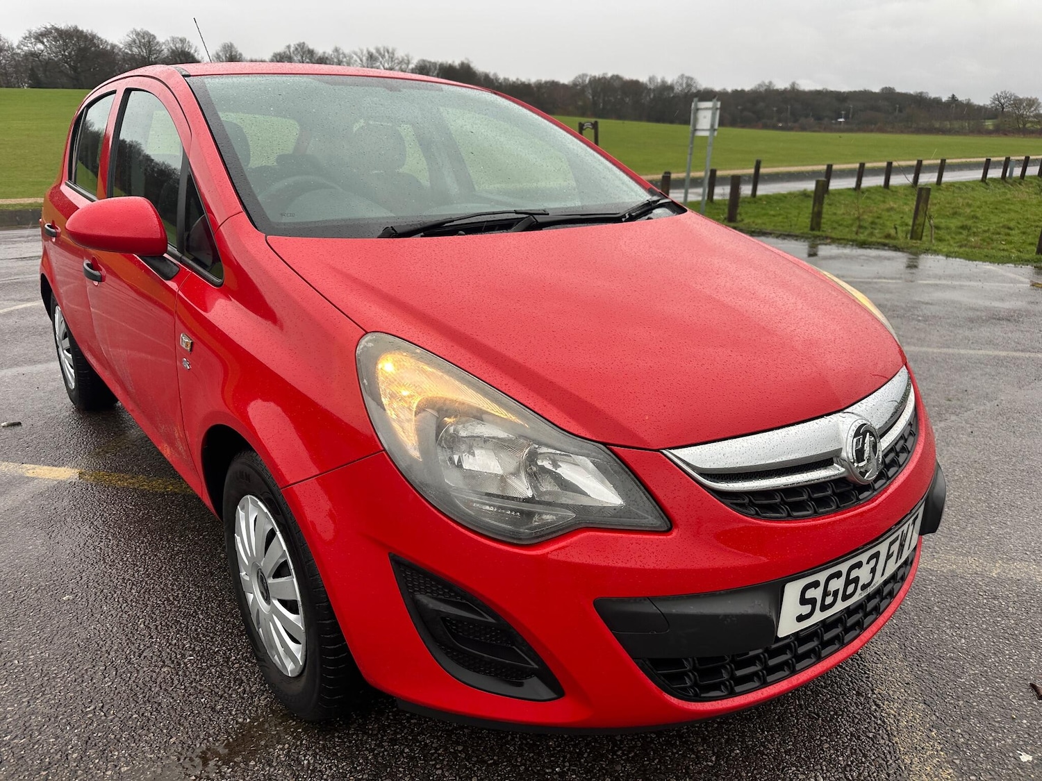 Used Vauxhall Corsa 2013 for sale - 77191676: Photo 2