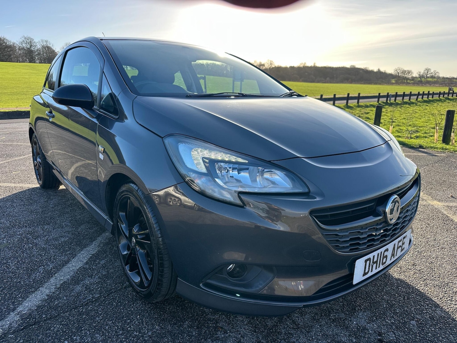 Used Vauxhall Corsa 2016 for sale - 77074900: Photo 2