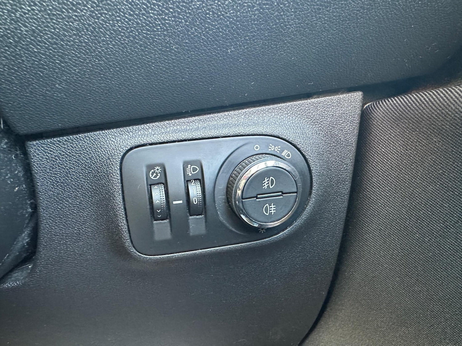 Used Vauxhall Corsa 2016 for sale - 77074900: Photo 52