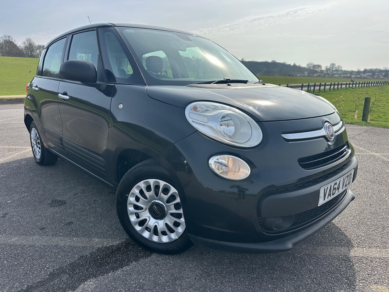 Used Fiat 500L 2015 for sale - 77970097: Photo 1