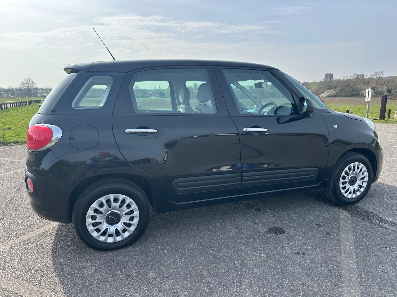 Used Fiat 500L 2015 for sale - 77970097: Photo 28