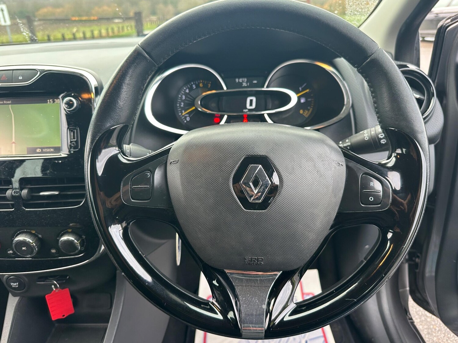Used Renault Clio 2013 for sale - 77479552: Photo 50
