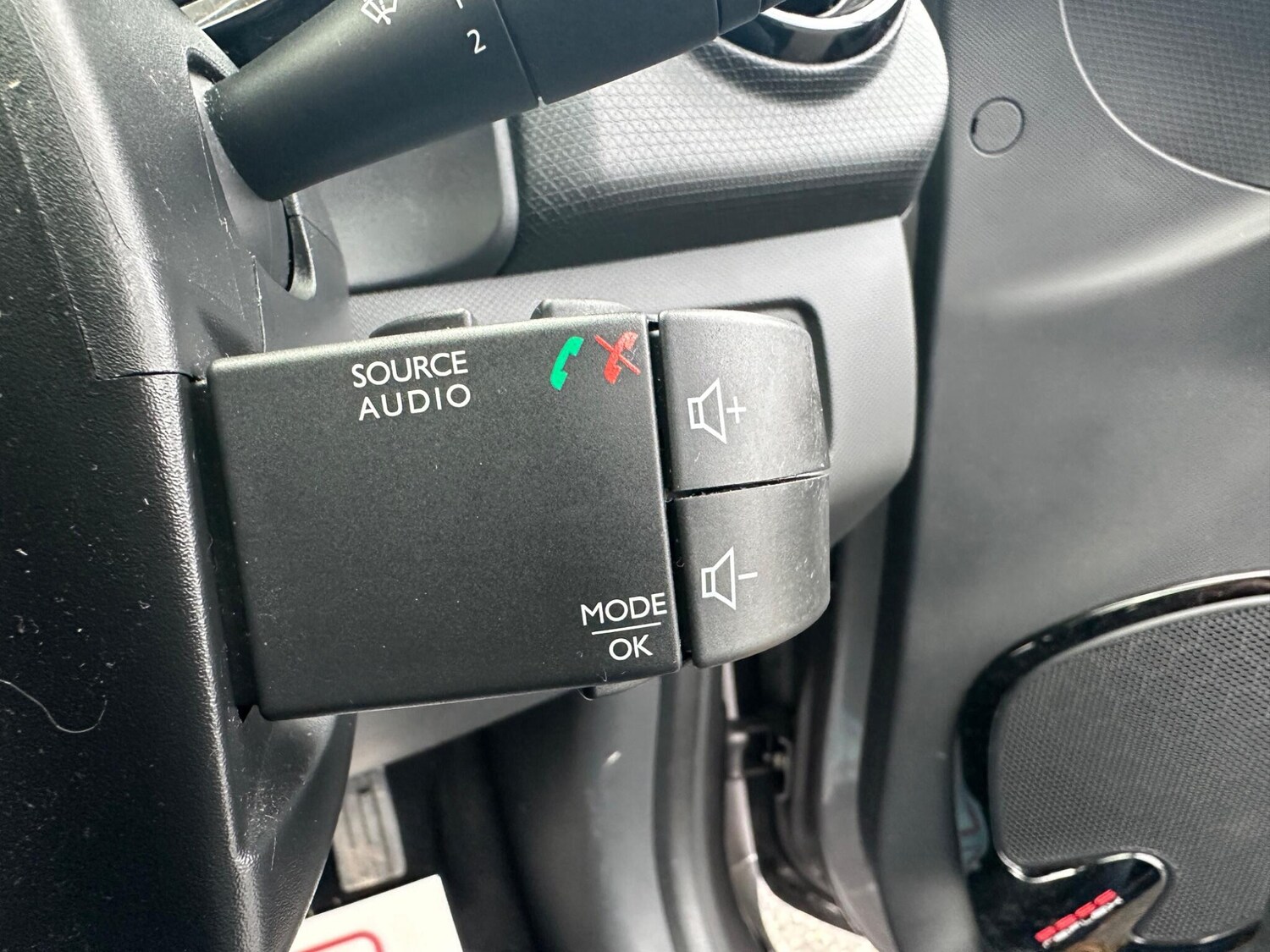 Used Renault Clio 2013 for sale - 77479552: Photo 54