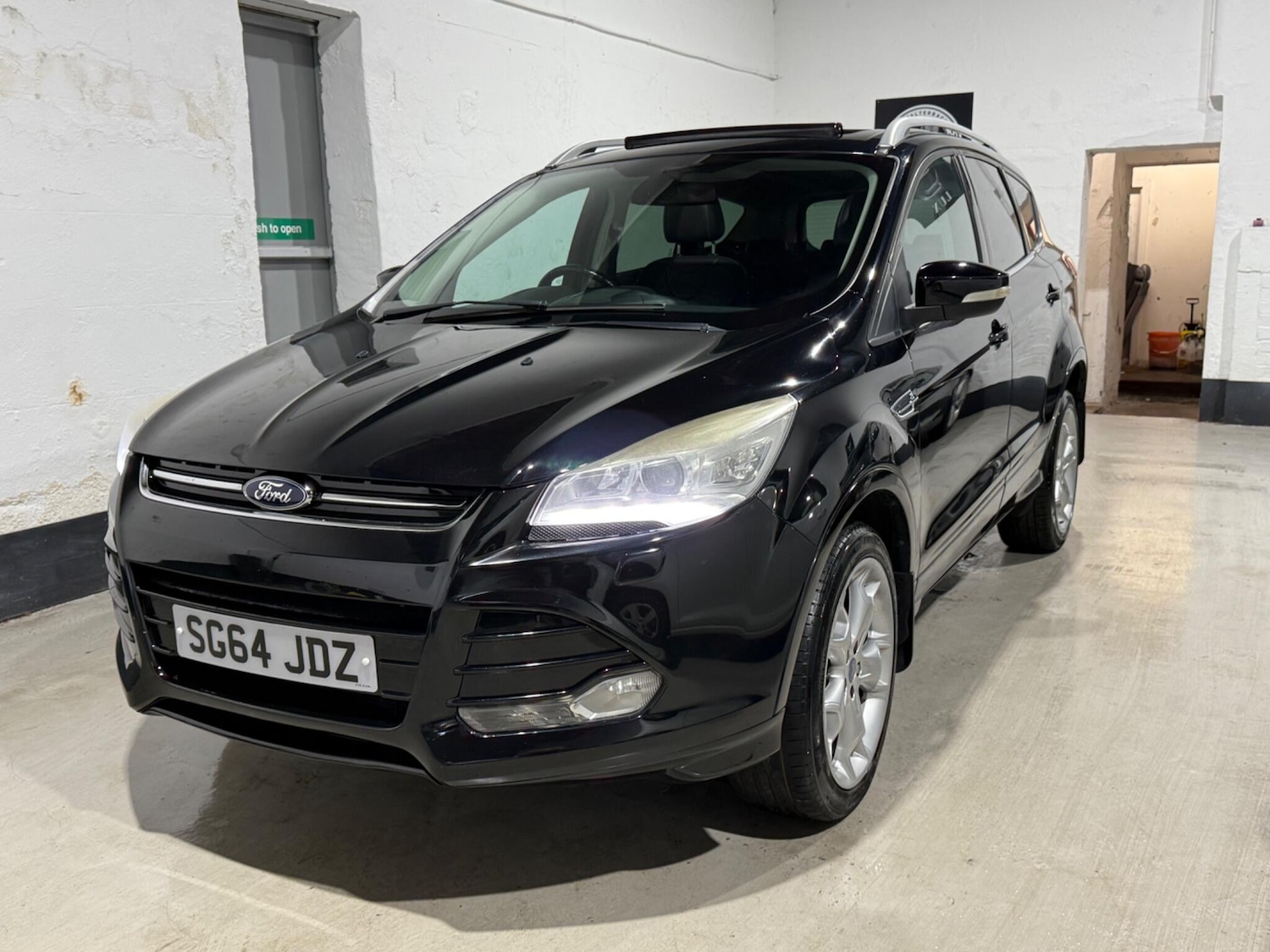 Used Ford Kuga 2014 for sale - 76228064: Photo 14