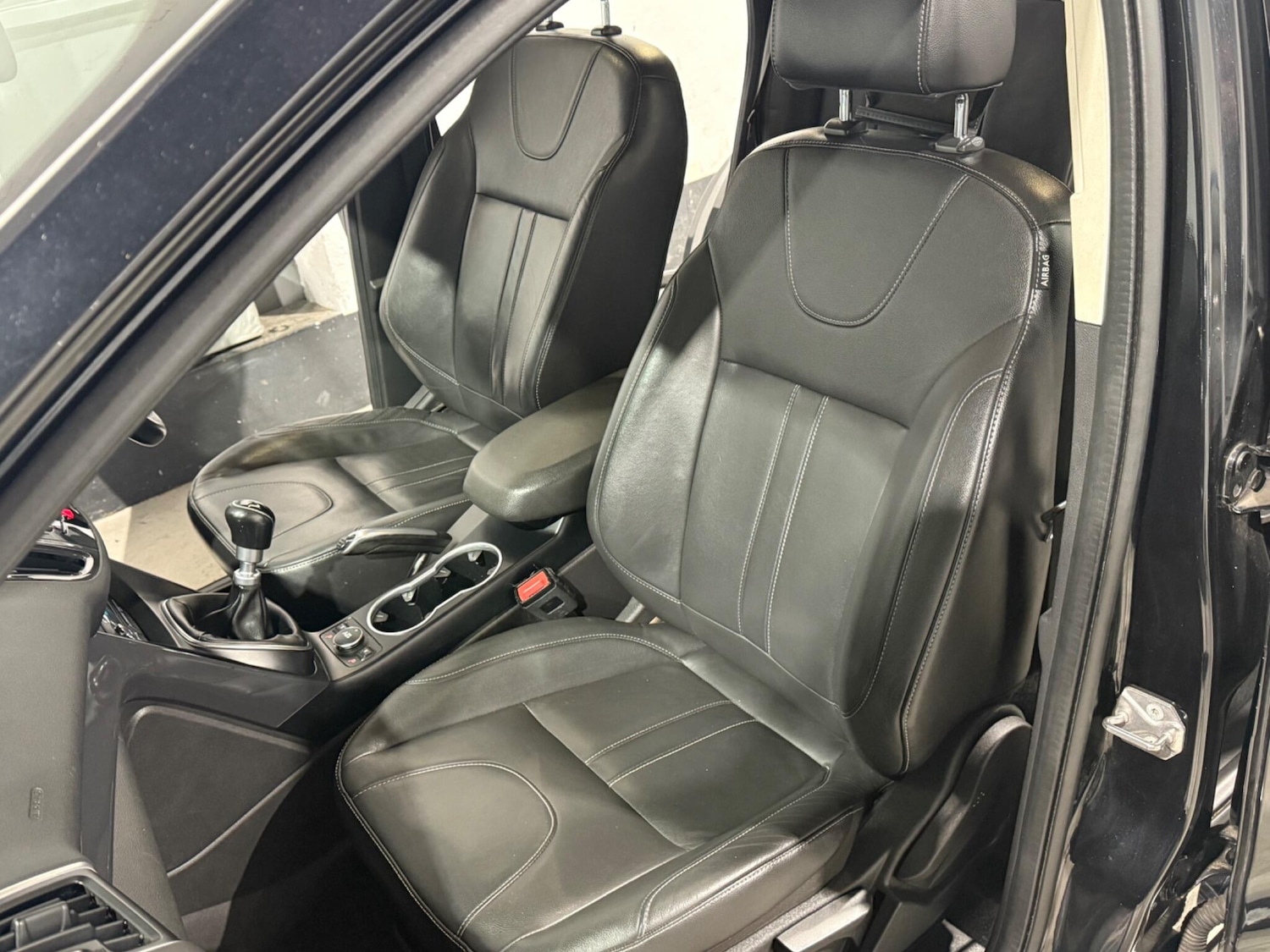 Used Ford Kuga 2014 for sale - 76228064: Photo 23