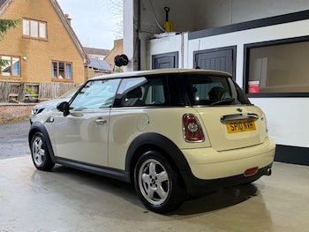 Used MINI Hatch 2010 for sale - 76997158: Photo
