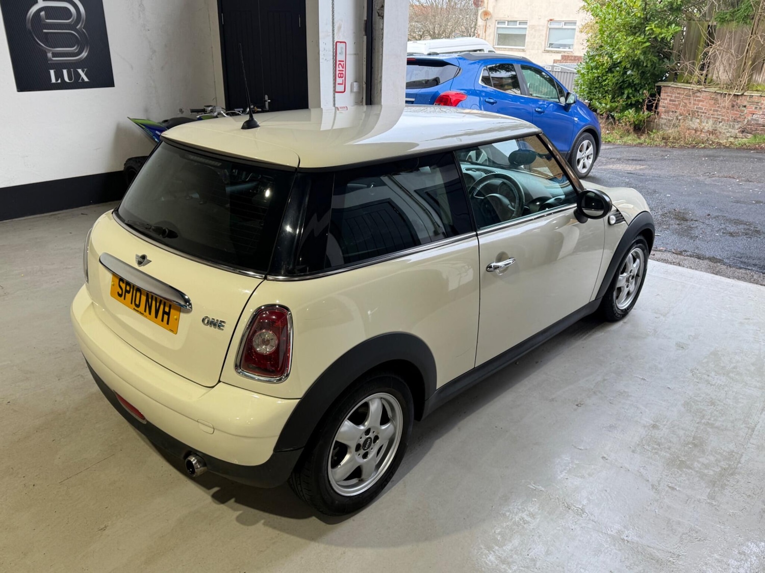 Used MINI Hatch 2010 for sale - 76997158: Photo 6
