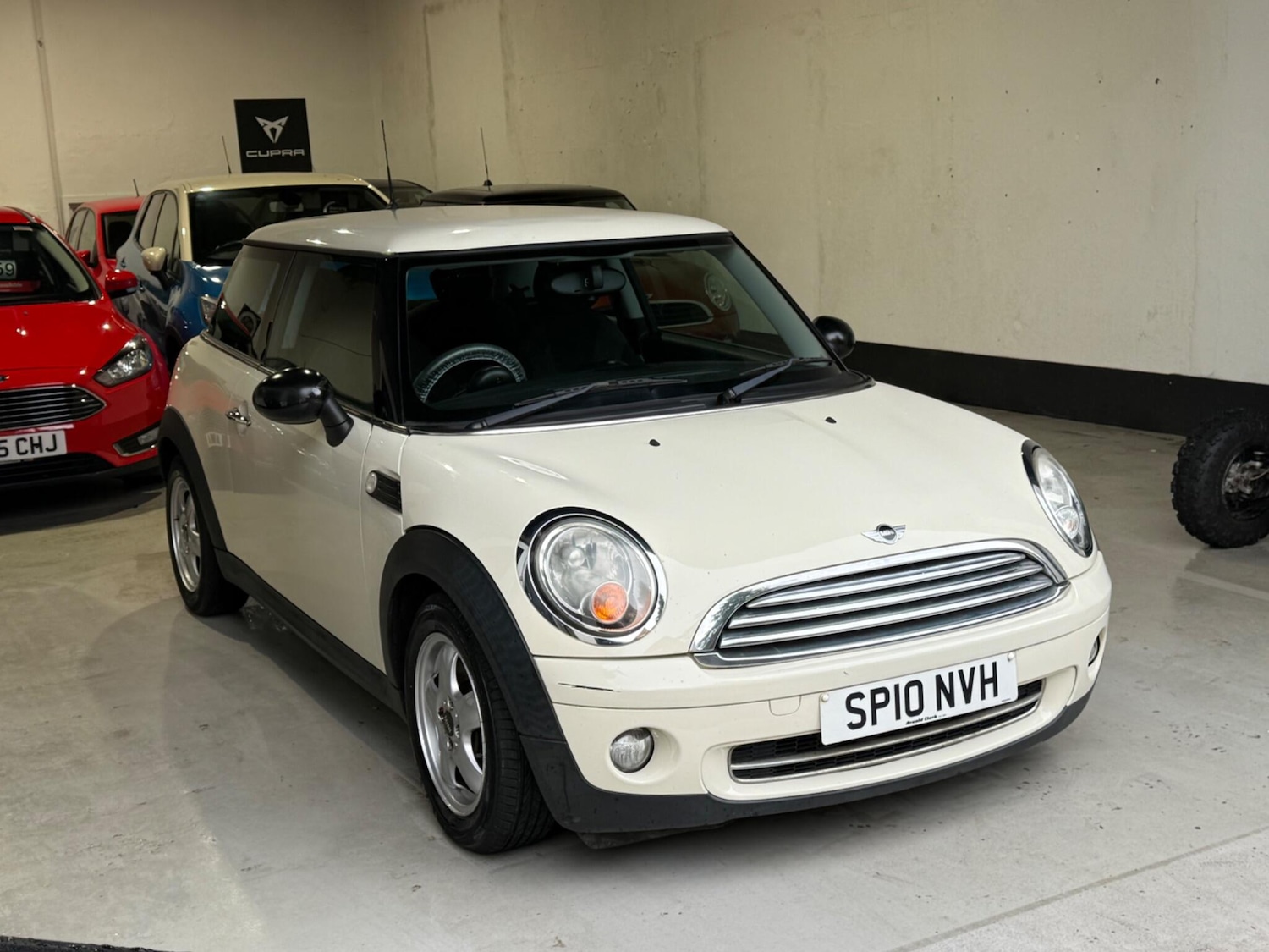 Used MINI Hatch 2010 for sale - 76997158: Photo 8