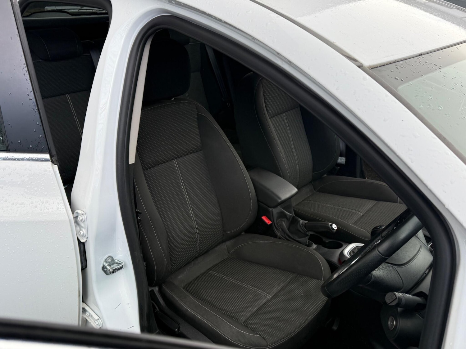 Used Vauxhall Astra for sale - 77883137: Photo 20