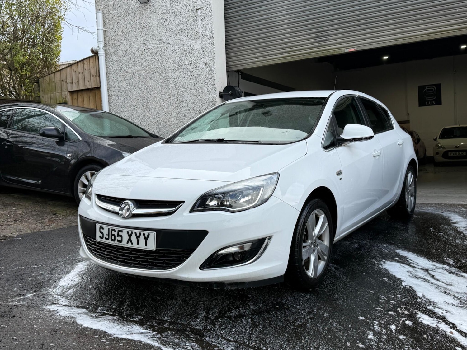 Used Vauxhall Astra for sale - 77883137: Photo 5