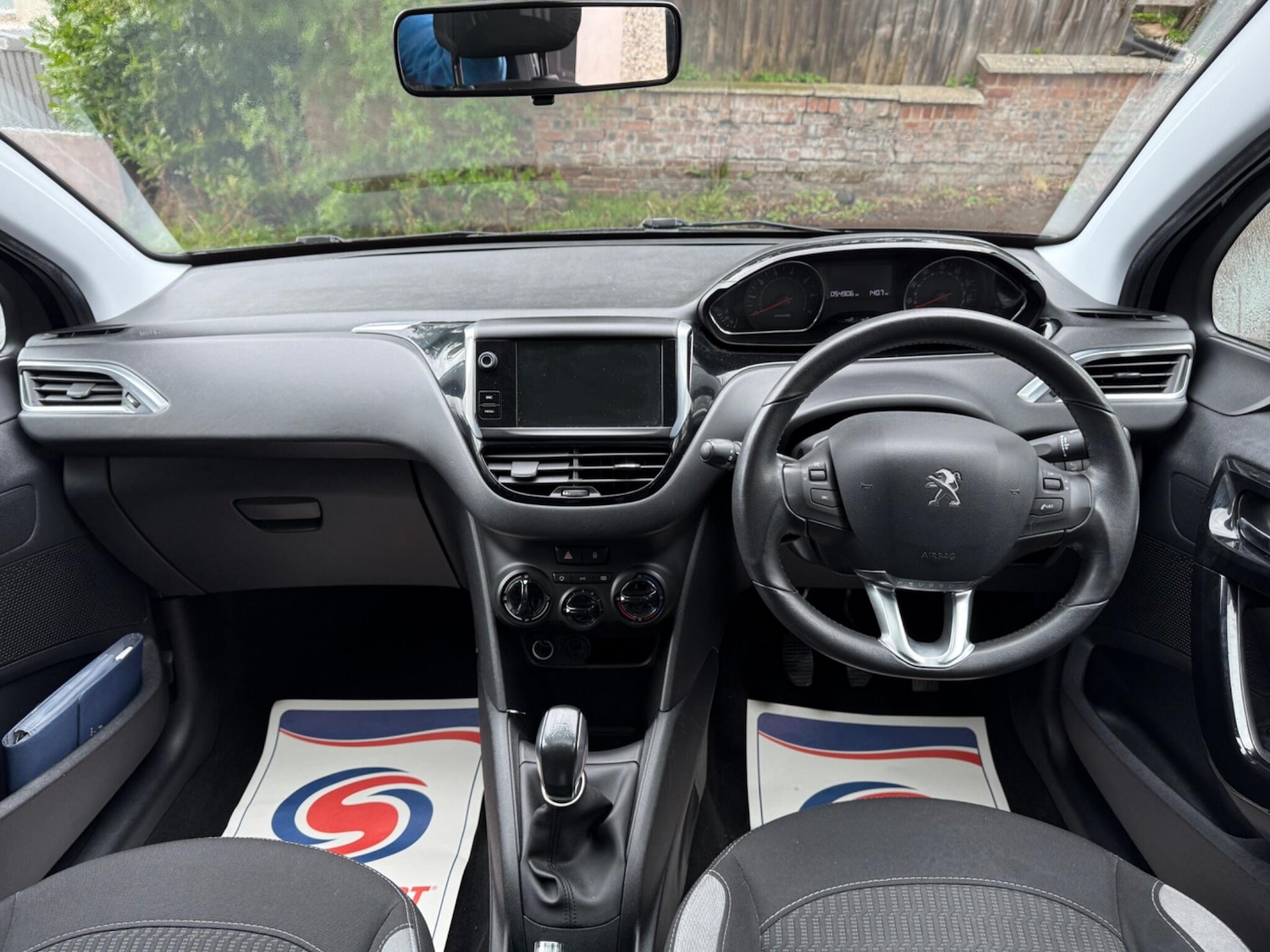 Used Peugeot 208 2015 for sale - 78185701: Photo 18