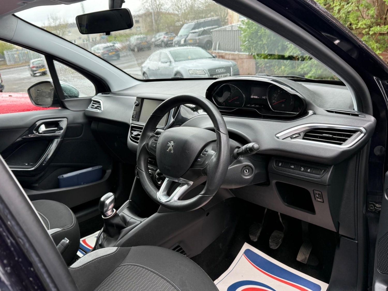 Used Peugeot 208 2015 for sale - 78185701: Photo 21