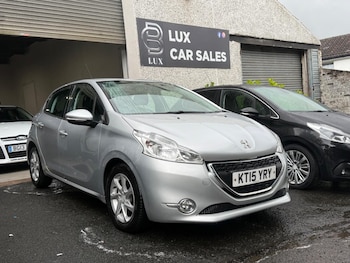 Used Peugeot 208 2015 for sale - 79576329: Photo