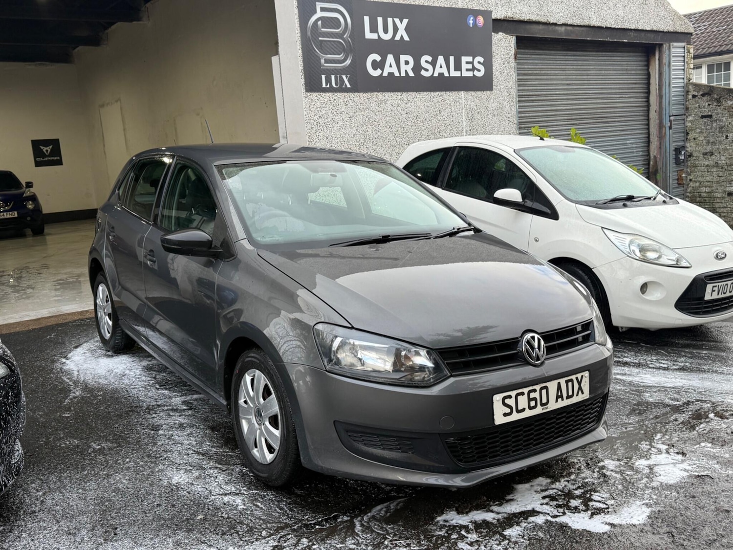 Used Volkswagen Polo 2011 for sale - 77412192: Photo 2
