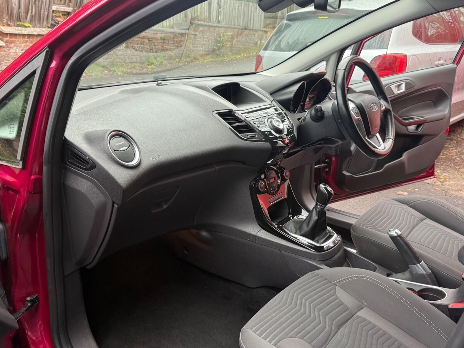 Used Ford Fiesta 2013 for sale - 76521593: Photo 25