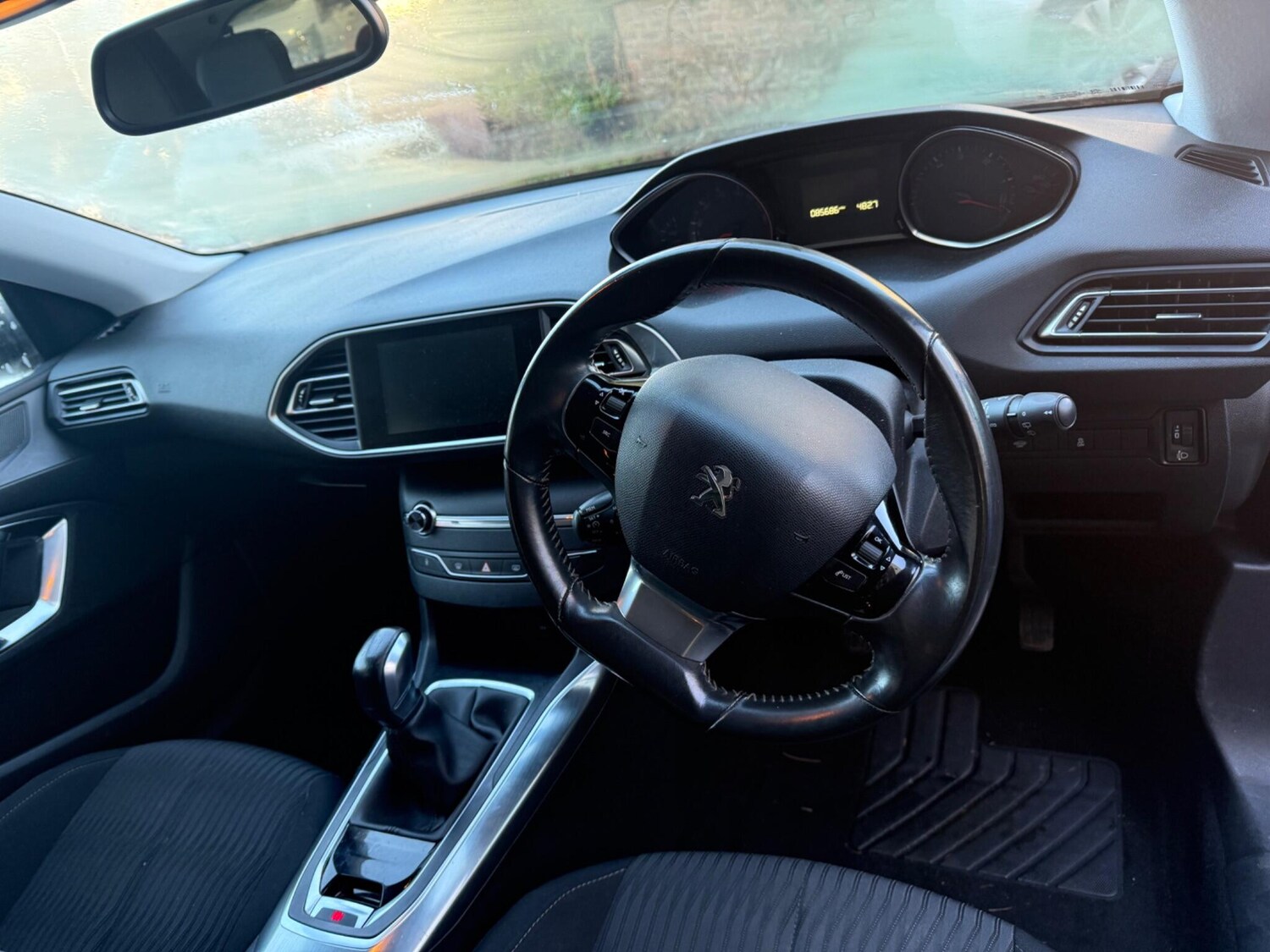 Used Peugeot 308 for sale - 77191661: Photo 10