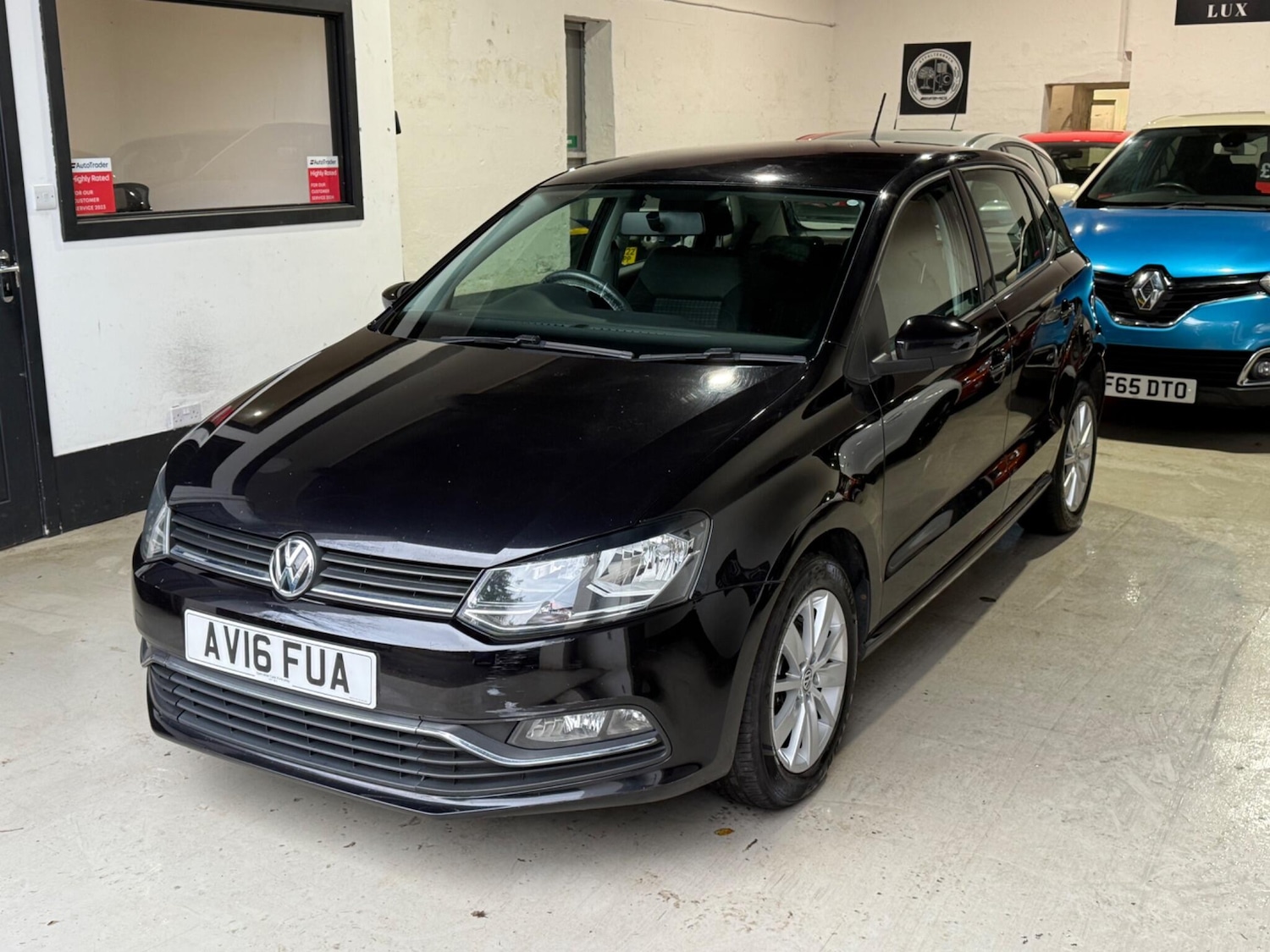 Used Volkswagen Polo 2016 for sale - 76913146: Photo 2