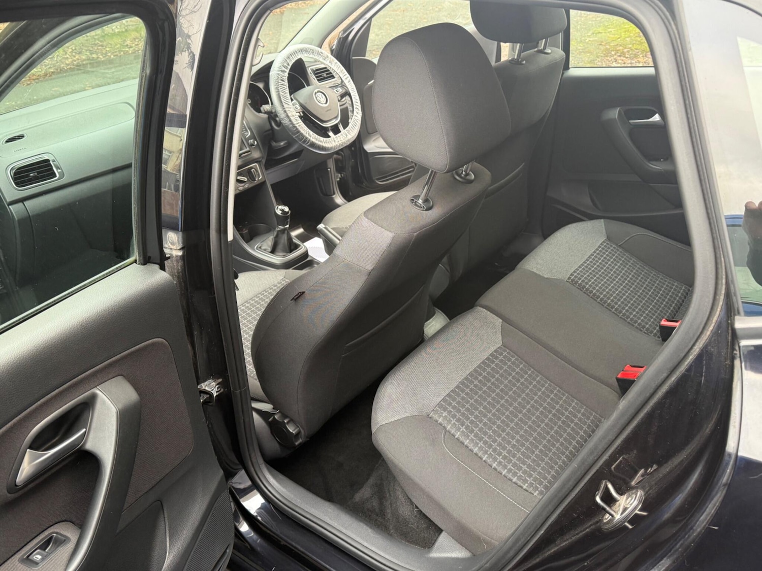 Used Volkswagen Polo 2016 for sale - 76913146: Photo 25