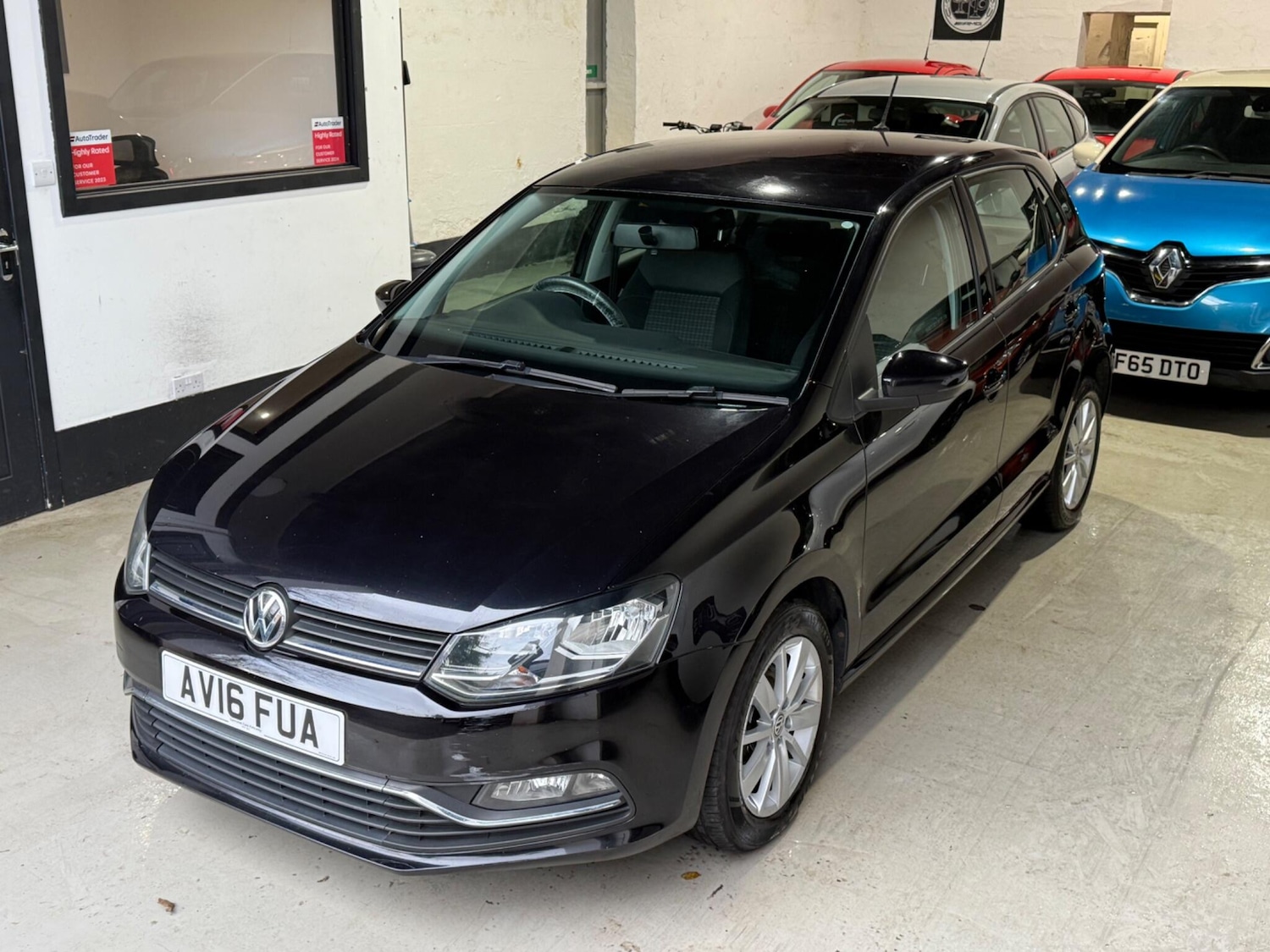 Used Volkswagen Polo 2016 for sale - 76913146: Photo 3