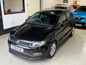 Used Volkswagen Polo 2016 for sale - 76913146: Photo