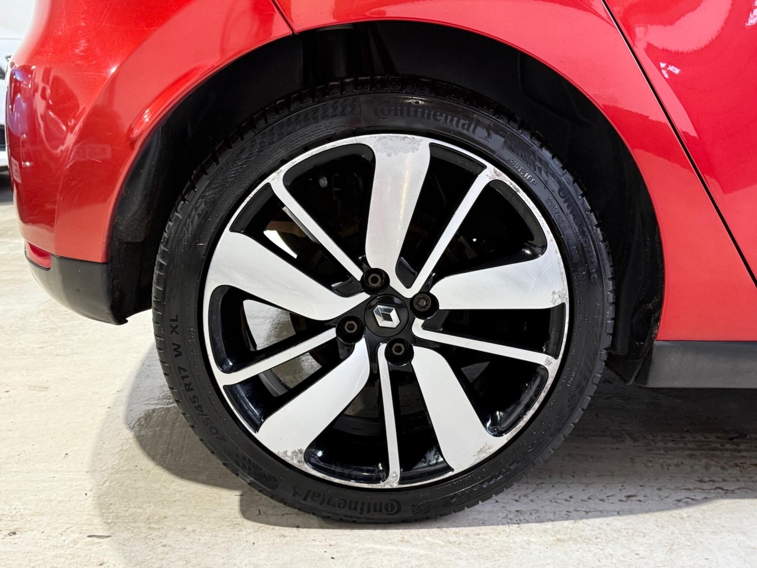 Used Renault Clio 2013 for sale - 76457545: Photo 18