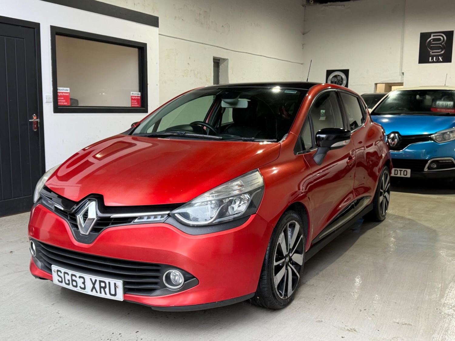 Used Renault Clio 2013 for sale - 76457545: Photo 2