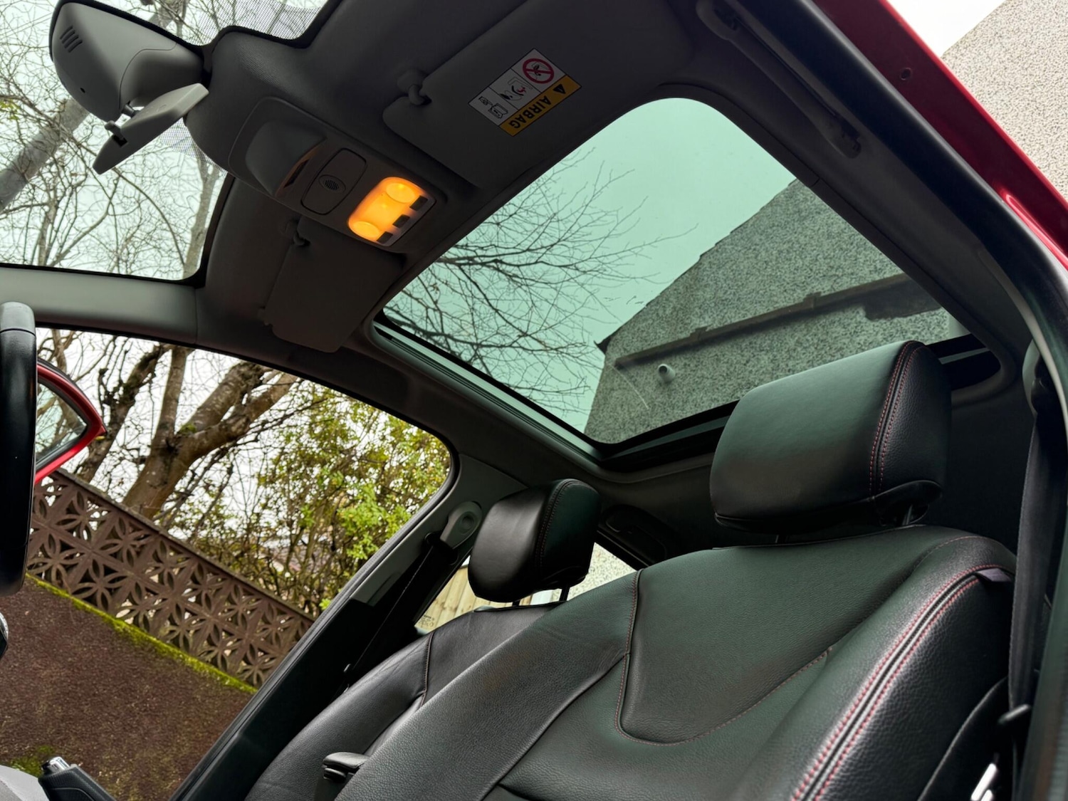 Used Renault Clio 2013 for sale - 76457545: Photo 25