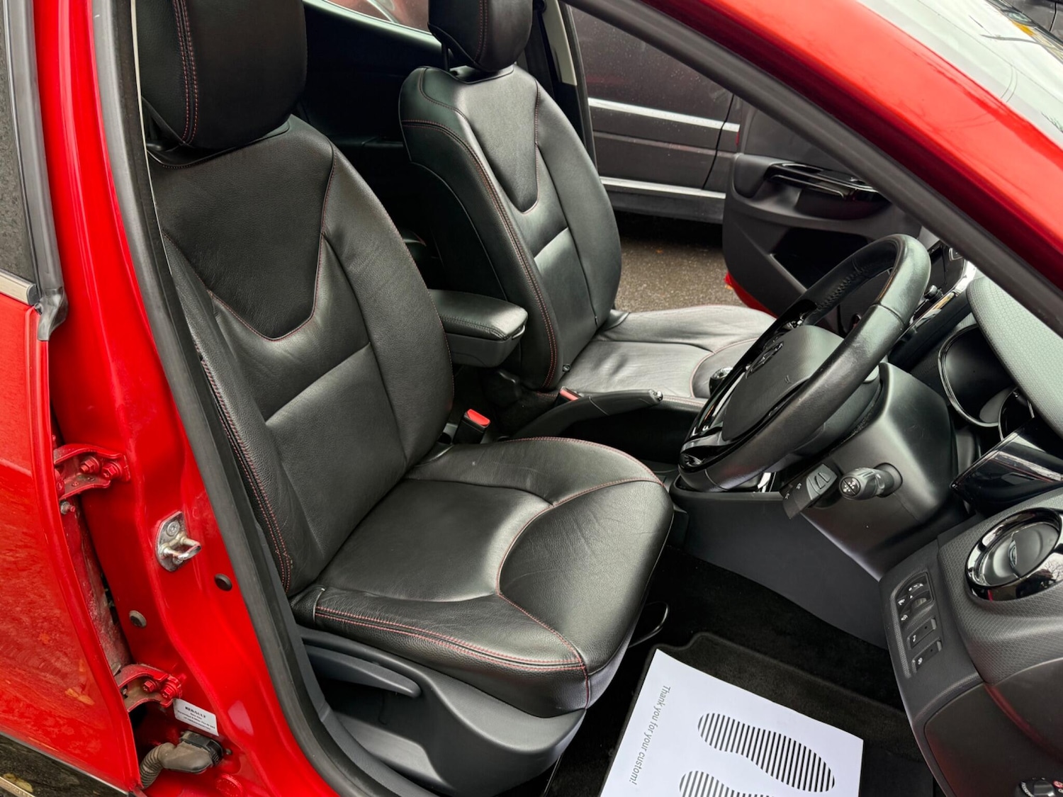 Used Renault Clio 2013 for sale - 76457545: Photo 32