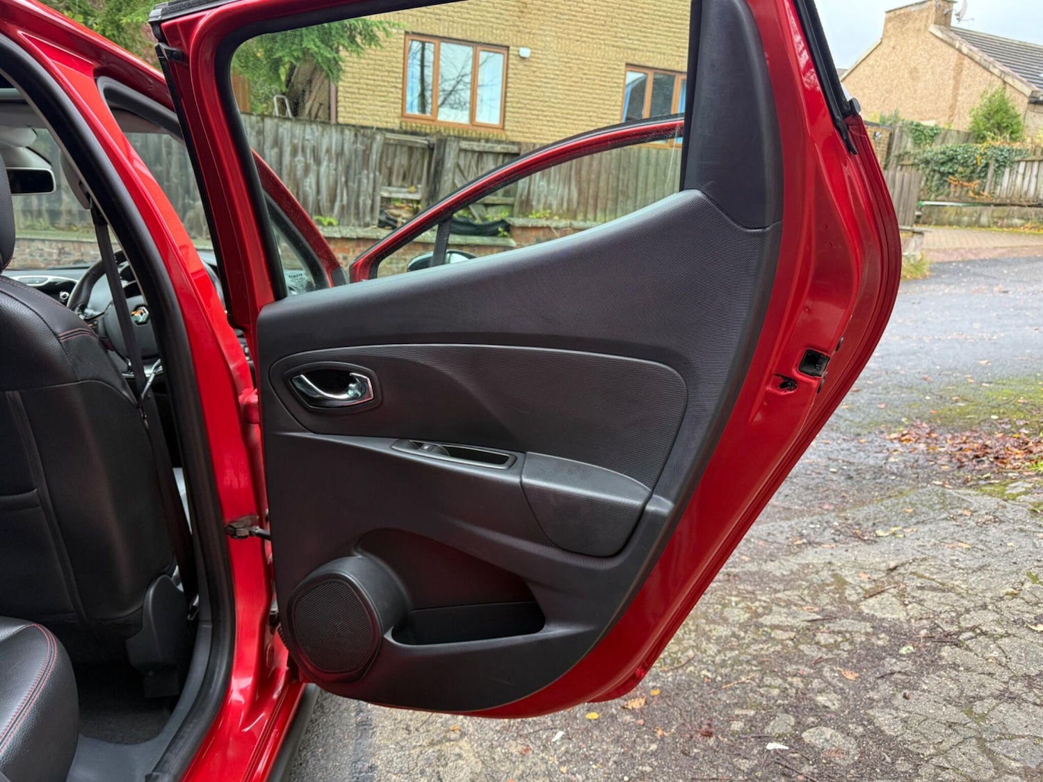 Used Renault Clio 2013 for sale - 76457545: Photo 37