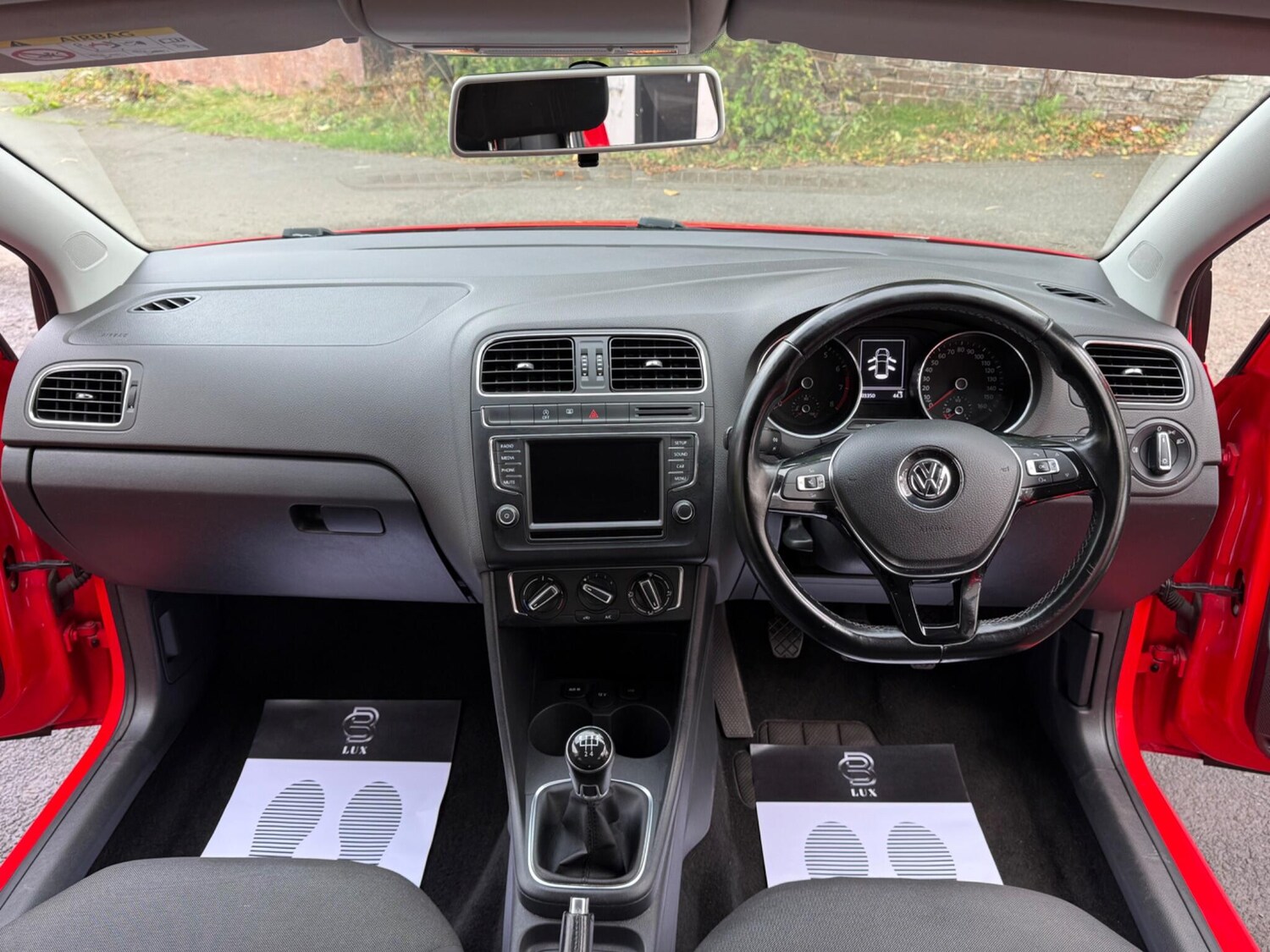 Used Volkswagen Polo 2015 for sale - 76239288: Photo 18