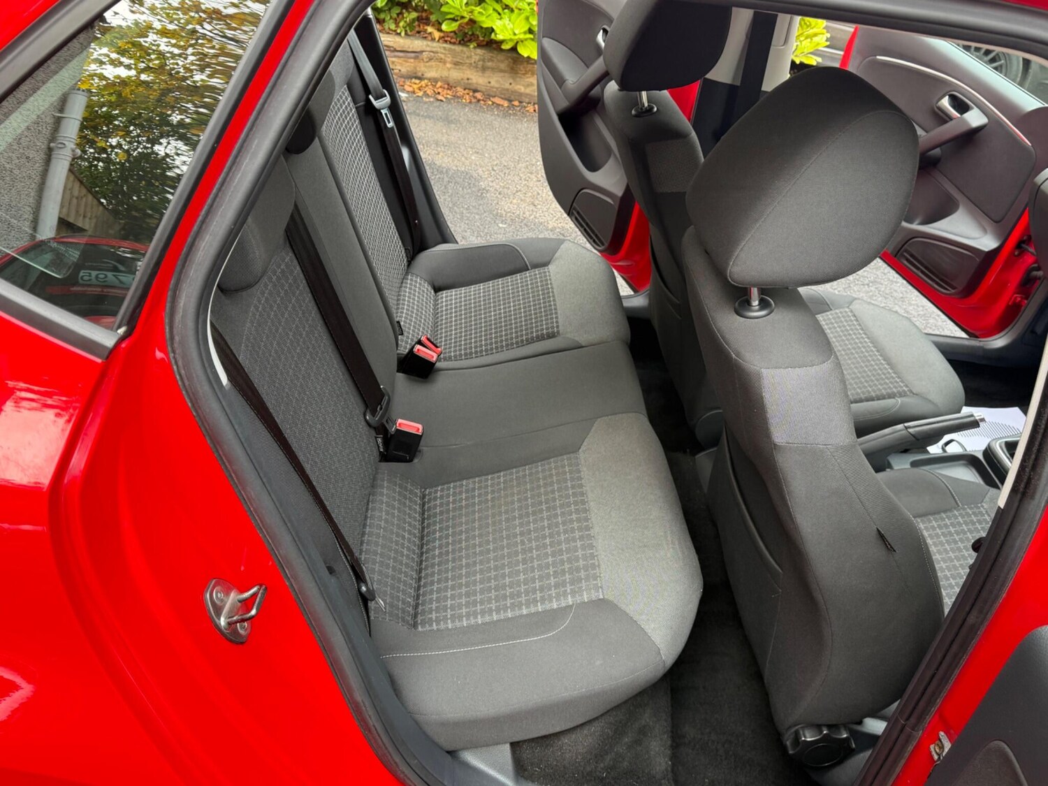 Used Volkswagen Polo 2015 for sale - 76239288: Photo 23