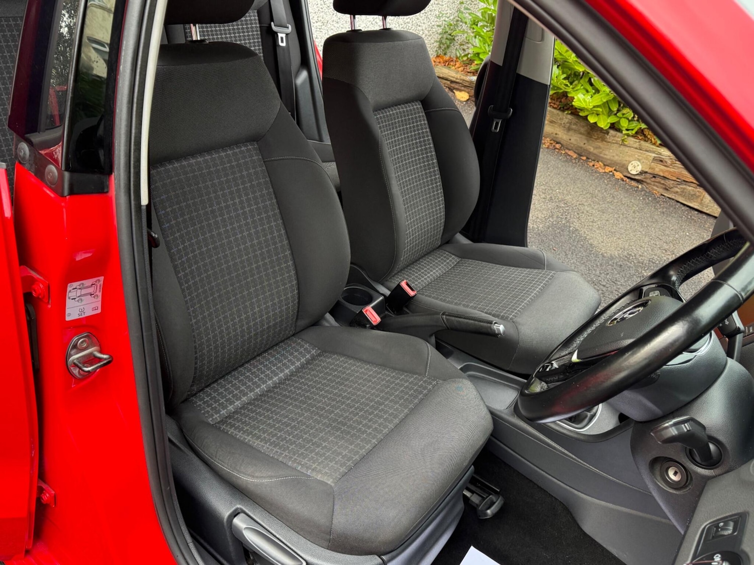 Used Volkswagen Polo 2015 for sale - 76239288: Photo 26