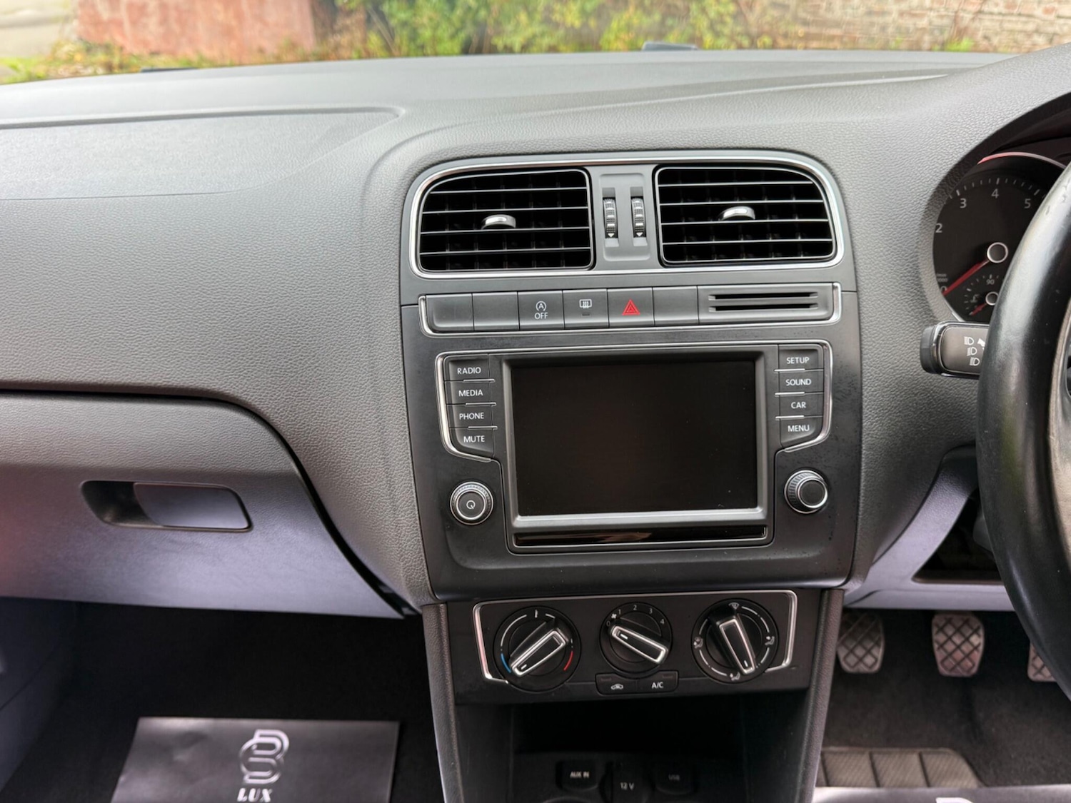 Used Volkswagen Polo 2015 for sale - 76239288: Photo 30