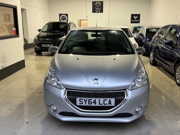Used Peugeot 208 2014 for sale - 76226548: Photo 3