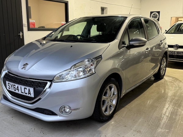 Used Peugeot 208 2014 for sale - 76226548: Photo 7