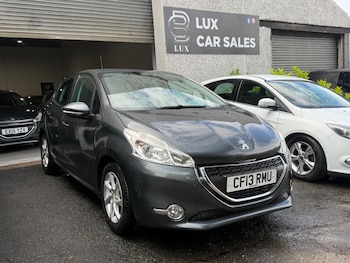 Used Peugeot 208 2013 for sale - 79361581: Photo