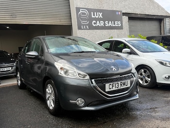 Used Peugeot 208 2013 for sale - 79361581: Photo