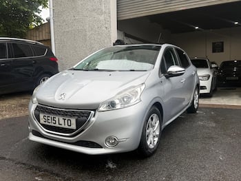 Used Peugeot 208 2015 for sale - 79669210: Photo