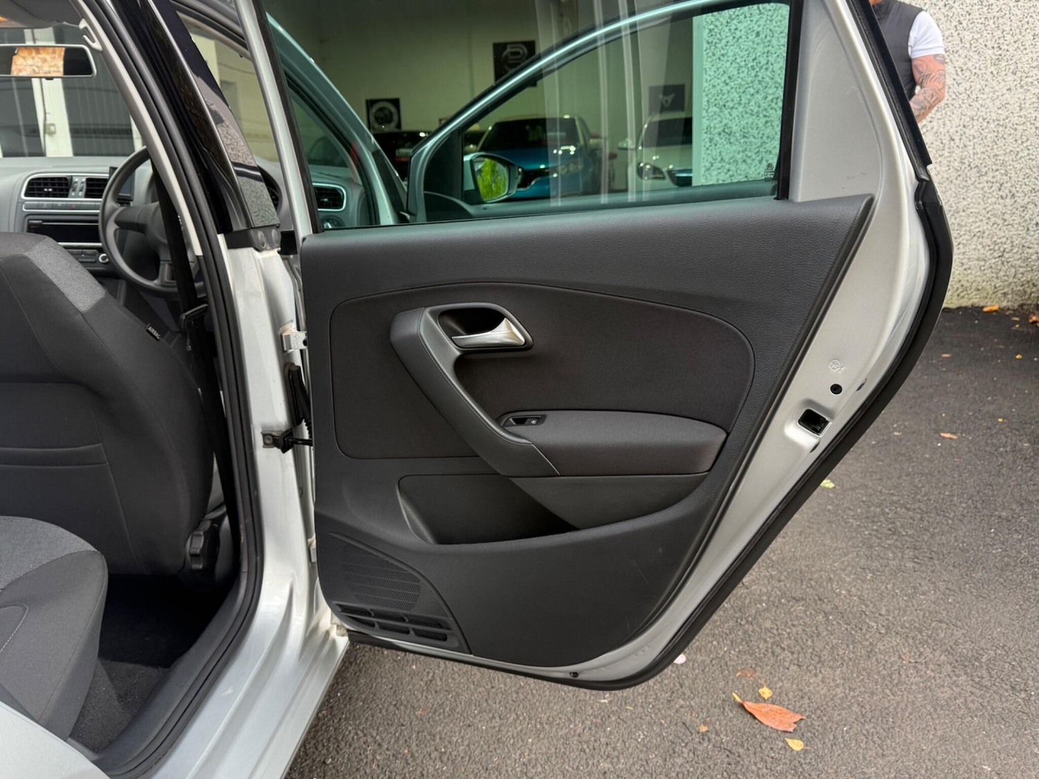 Used Volkswagen Polo for sale - 76473405: Photo 16