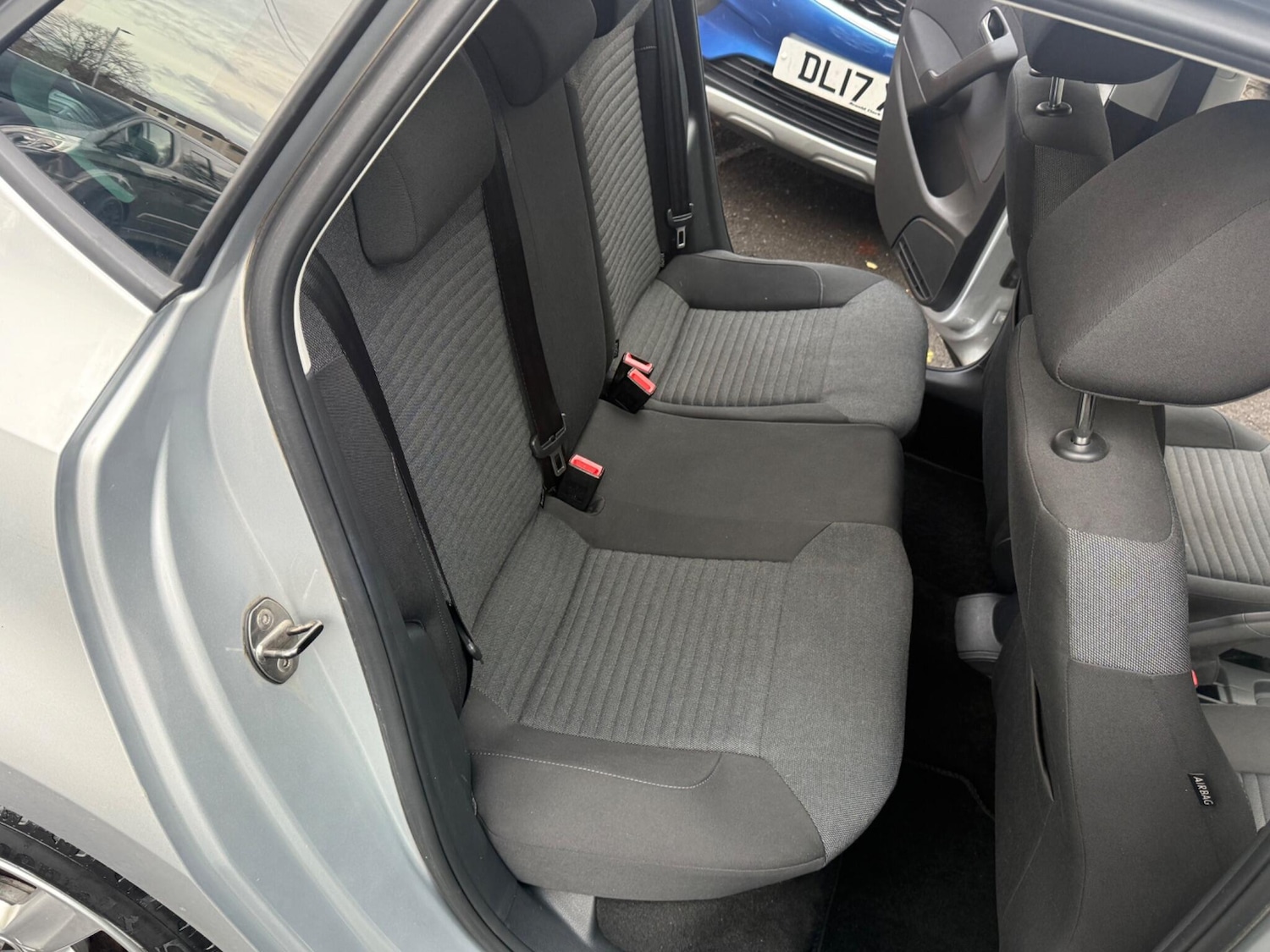 Used Volkswagen Polo for sale - 76473405: Photo 17